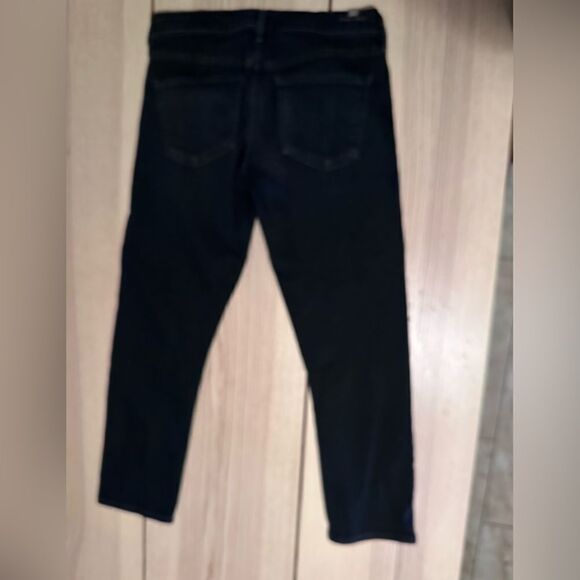 Citizens of Humanity Rocket Ankle Mid Rise Skinny
In Plush Black - Size 27 - Picture 6 of 9